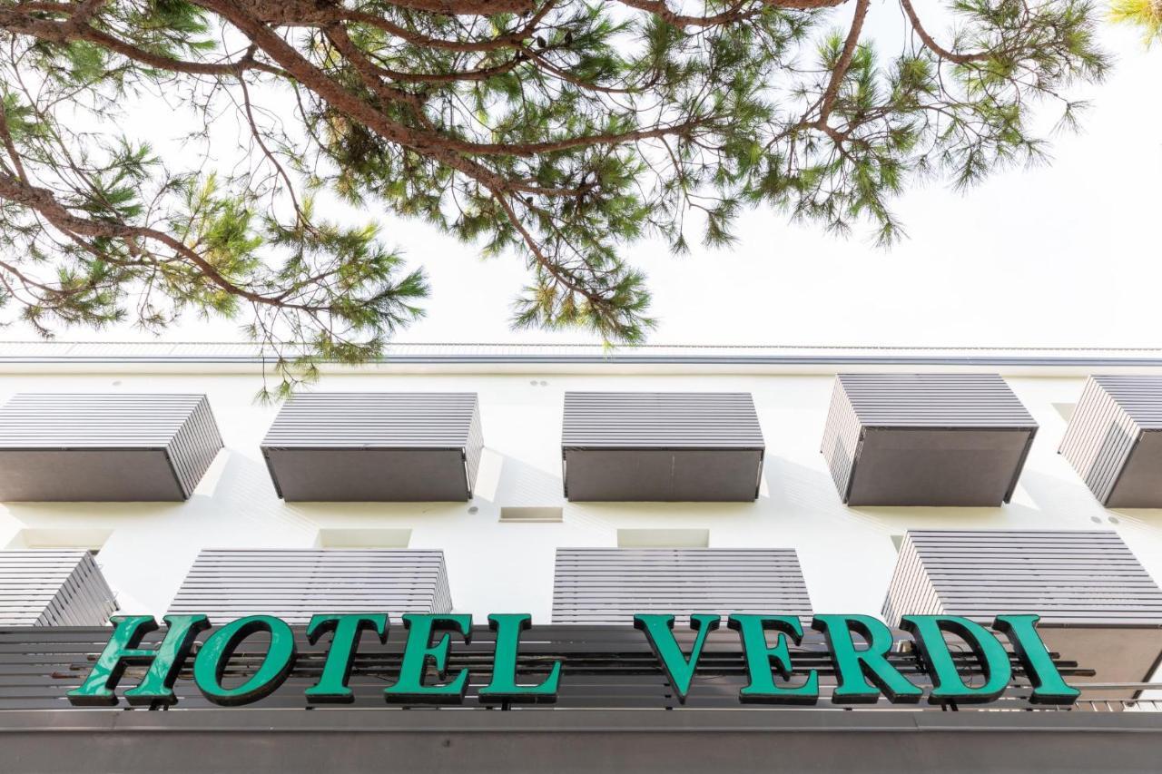 Hotel Verdi Лідо-ді-Єзоло Екстер'єр фото